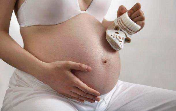 早孕初期孕酮不足导致出血怎么办?